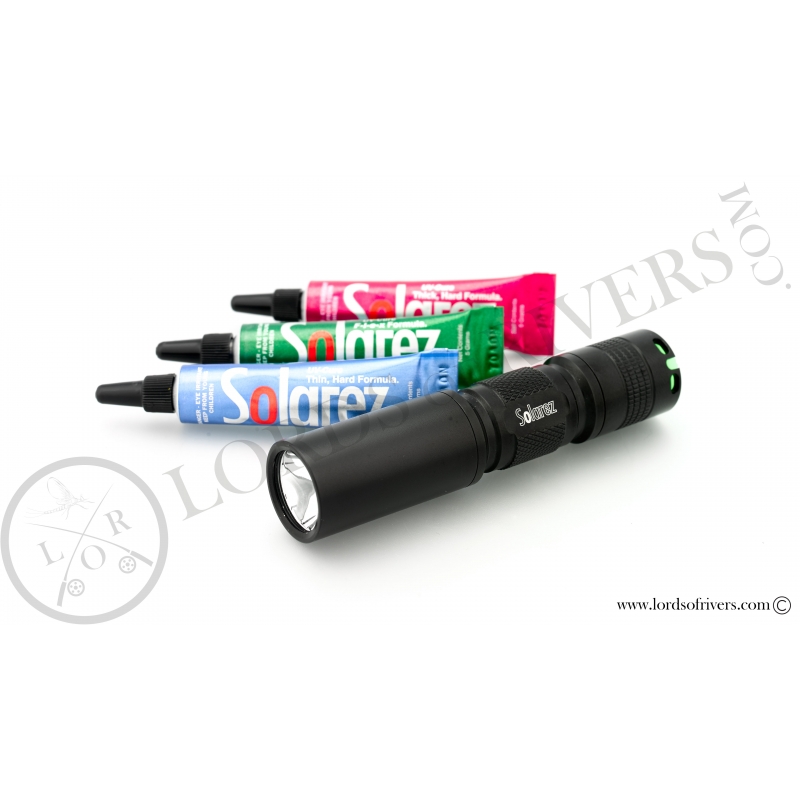 Solarez Kit ROADIE 3 tubes de 5 grs avec petite lampe UV